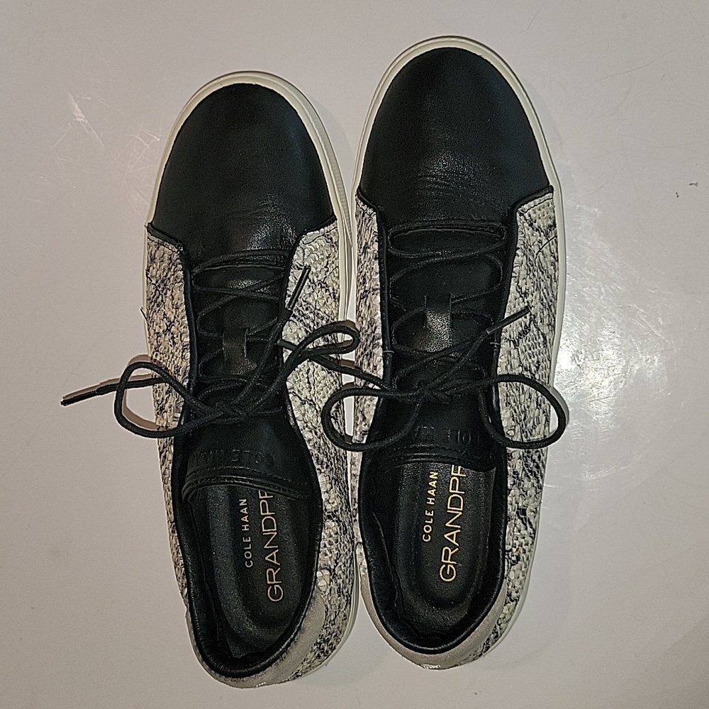 COLE HAAN WOMEN'S GRANSPRO SPECTATOR SNEAKERS - Picture 6 of 15